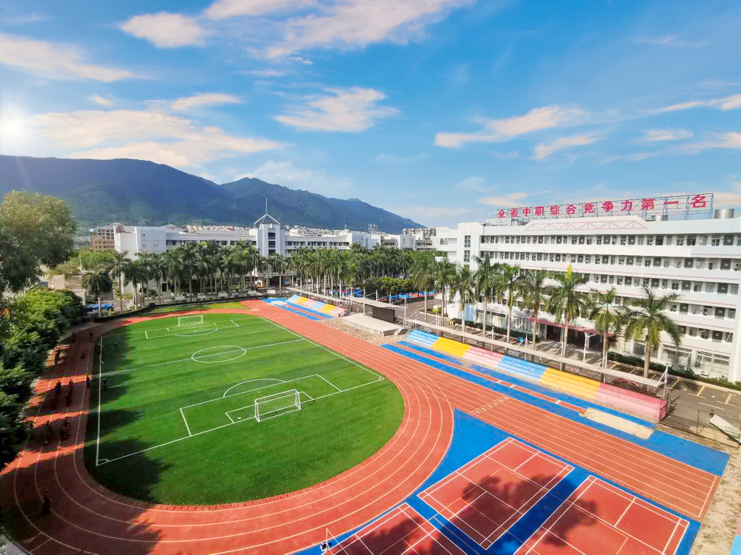 2-肇庆市科技中等职业学校俯视图